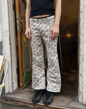 Load image into Gallery viewer, Issey Miyake floral flared pants
