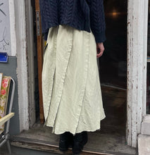 Load image into Gallery viewer, Japanese wool skirt with adjustable waist
