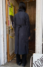 Load image into Gallery viewer, Lutz Huelle trench coat in navy
